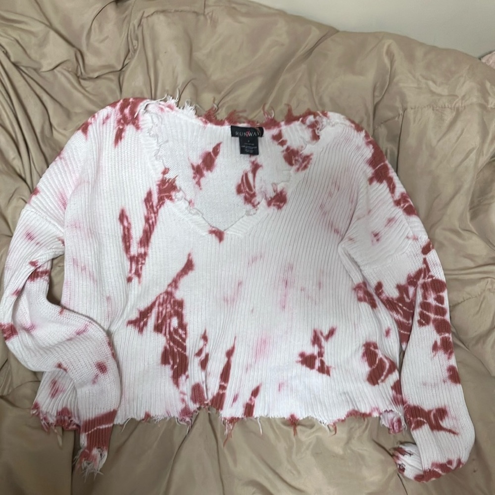 Women’s small pink and white tie die sweater. Fringed. Never worn